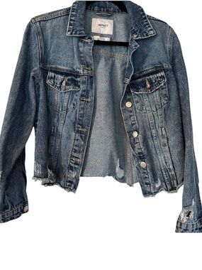 Vervet Women's Distressed Denim Jacket